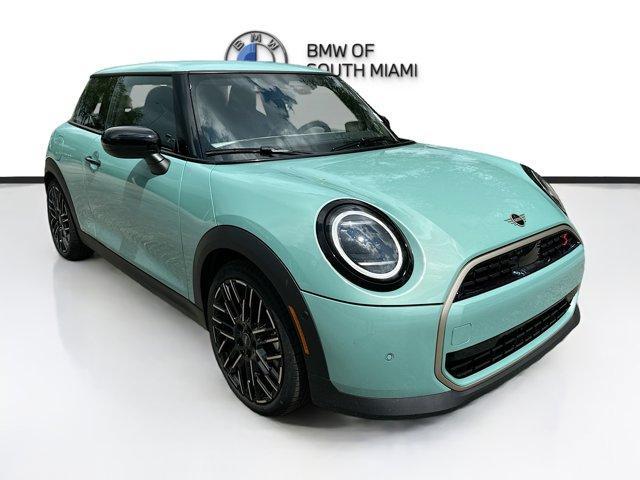 new 2025 MINI Hardtop car, priced at $35,918