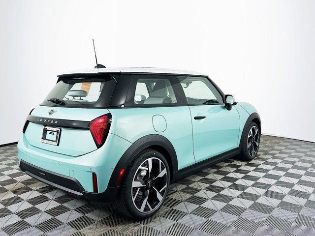 new 2025 MINI Hardtop car, priced at $32,614