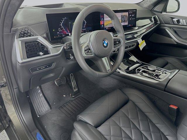 new 2025 BMW X7 car, priced at $92,899