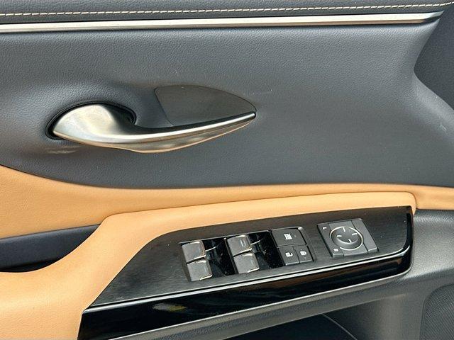 used 2023 Lexus ES 350 car, priced at $34,000