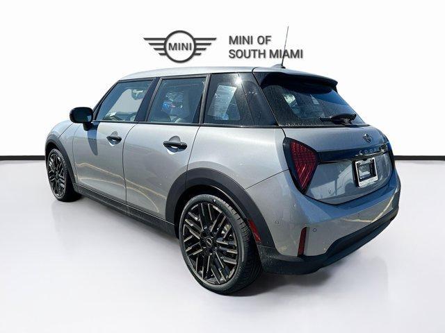 new 2025 MINI Hardtop car, priced at $33,065