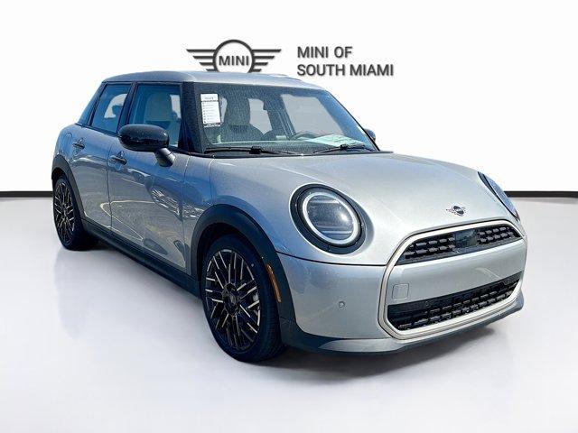 new 2025 MINI Hardtop car, priced at $33,065