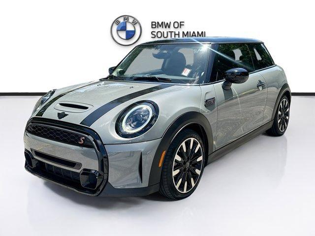 used 2023 MINI Hardtop car, priced at $26,250