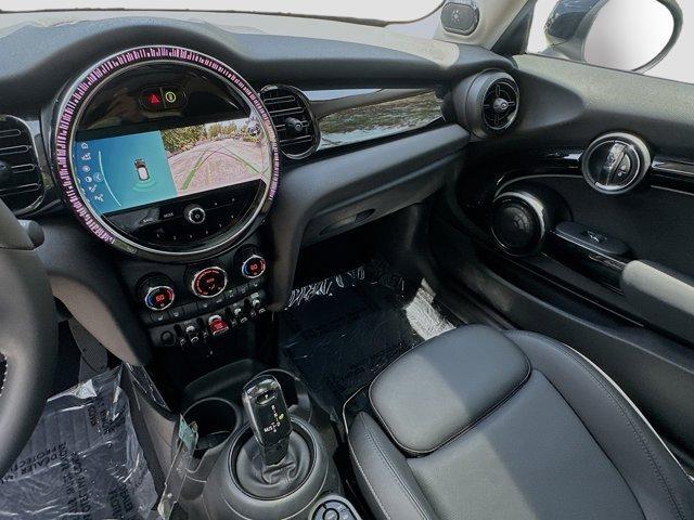 used 2023 MINI Hardtop car, priced at $26,250