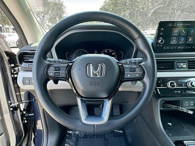 used 2023 Honda Pilot car, priced at $35,250
