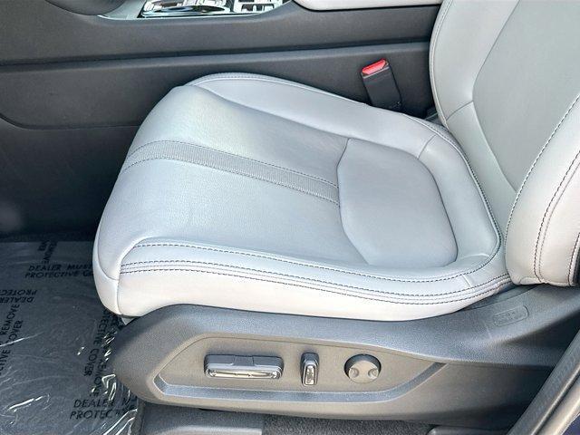 used 2023 Honda Pilot car, priced at $35,250