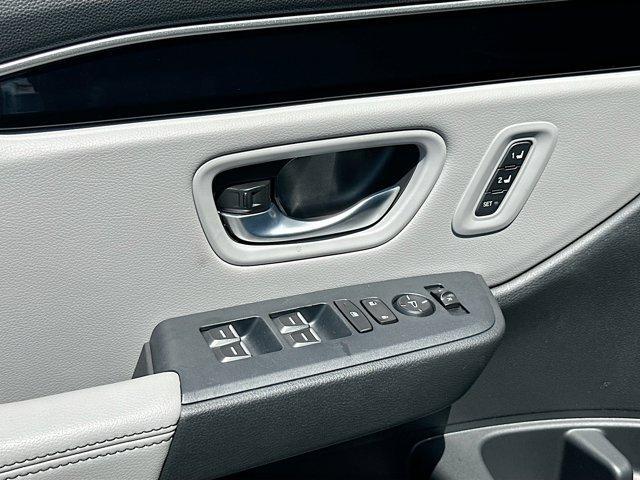 used 2023 Honda Pilot car, priced at $35,250