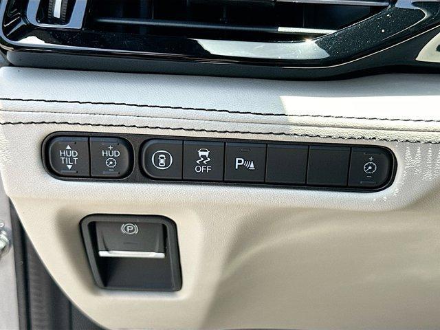 used 2025 Acura MDX car, priced at $69,500