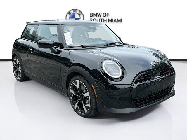 new 2025 MINI Hardtop car, priced at $37,465