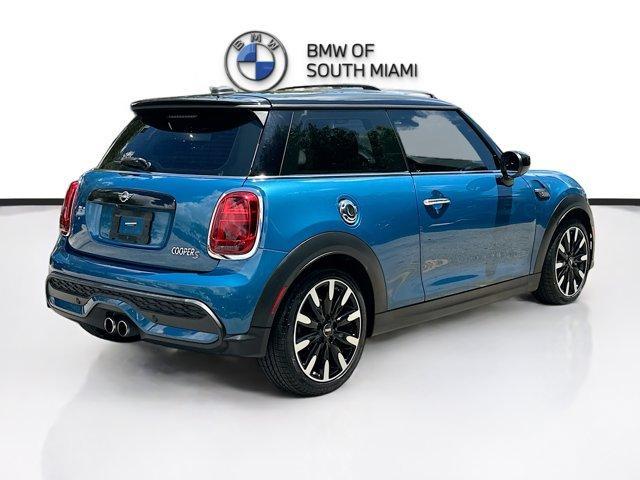 used 2022 MINI Hardtop car, priced at $19,250