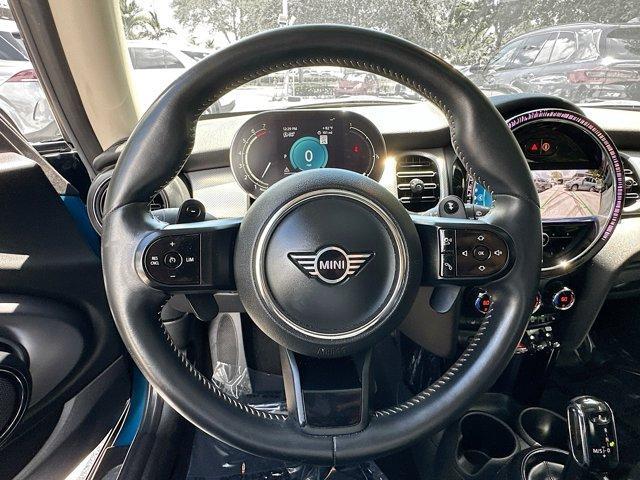 used 2022 MINI Hardtop car, priced at $19,250