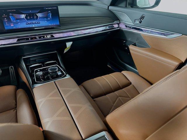 new 2025 BMW 760 car, priced at $117,995