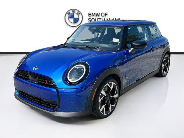 new 2025 MINI Hardtop car, priced at $37,610