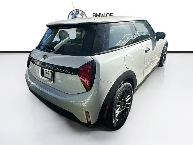 new 2025 MINI Hardtop car, priced at $31,781