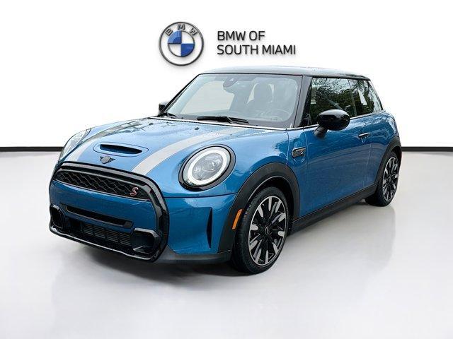 used 2022 MINI Hardtop car, priced at $25,500