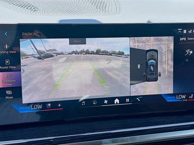 new 2026 BMW X7 car, priced at $105,085