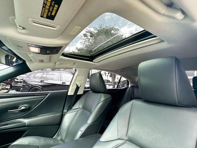 used 2021 Lexus ES 350 car, priced at $28,250