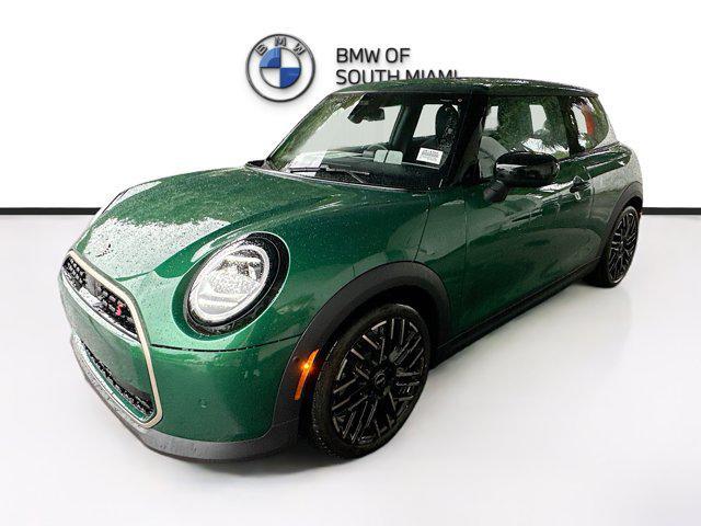 new 2025 MINI Hardtop car, priced at $34,459