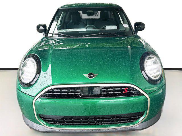 new 2025 MINI Hardtop car, priced at $34,459