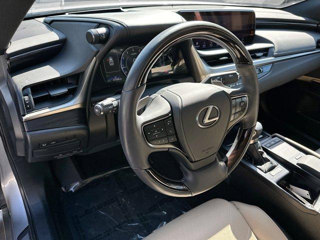 used 2021 Lexus ES 350 car, priced at $37,750