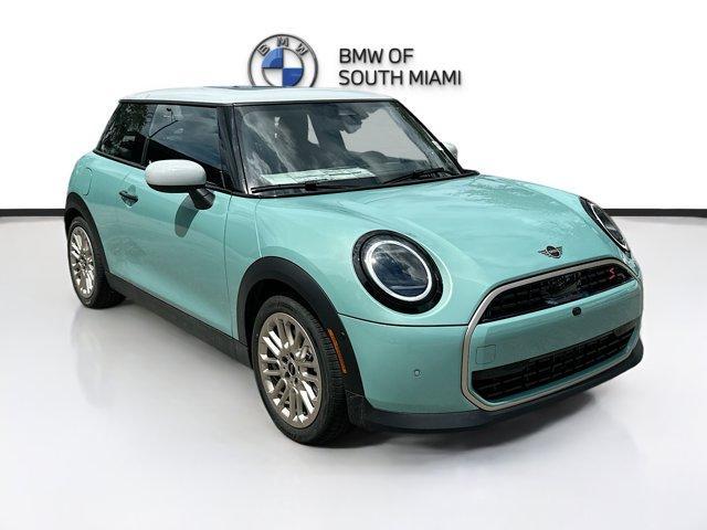 new 2025 MINI Hardtop car, priced at $38,465