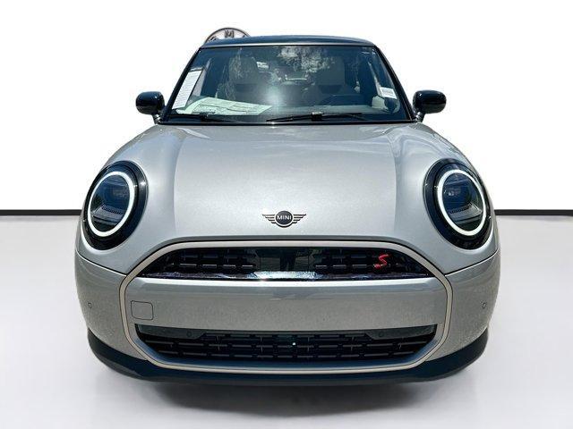 new 2025 MINI Hardtop car, priced at $34,171