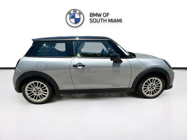 new 2025 MINI Hardtop car, priced at $34,171