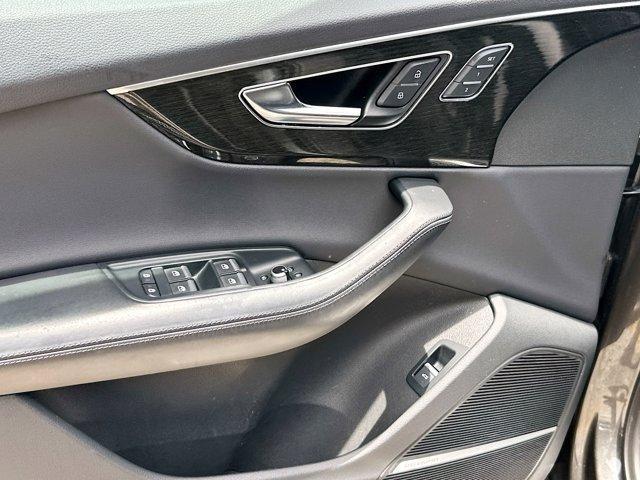 used 2021 Audi Q7 car, priced at $33,500