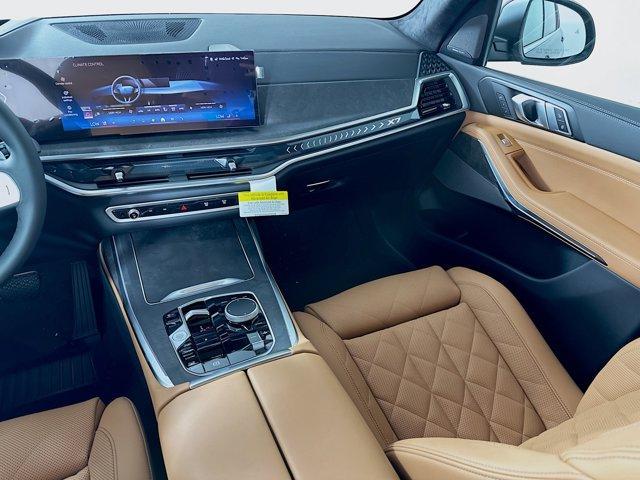 new 2025 BMW X7 car, priced at $87,264