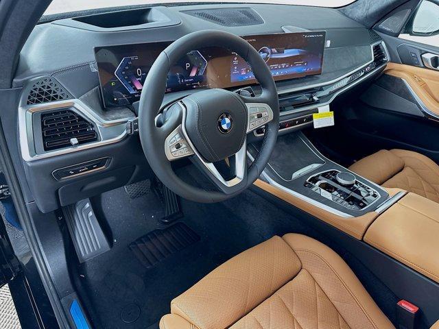 new 2025 BMW X7 car, priced at $87,264