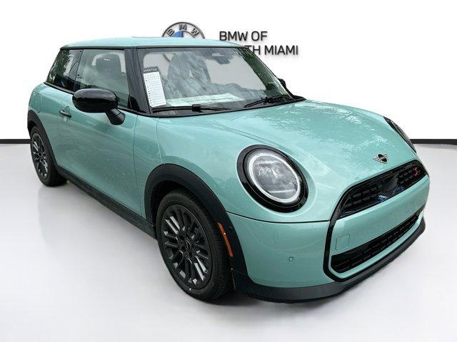 new 2025 MINI Hardtop car, priced at $34,699