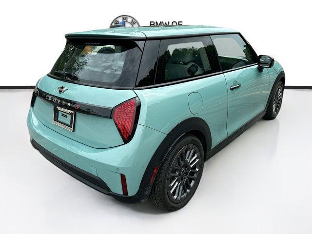 new 2025 MINI Hardtop car, priced at $34,699