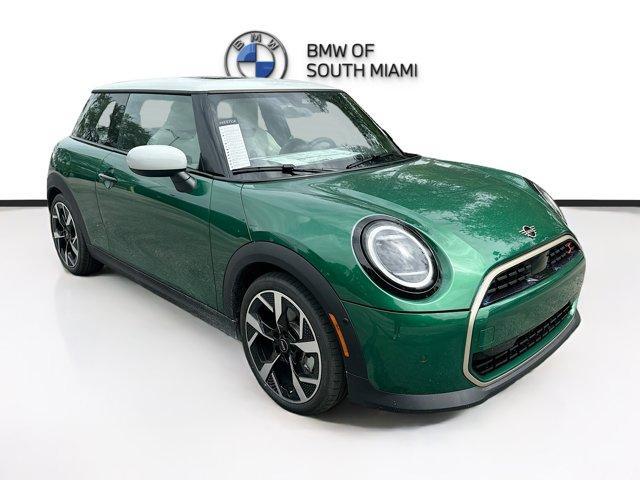 new 2025 MINI Hardtop car, priced at $34,459