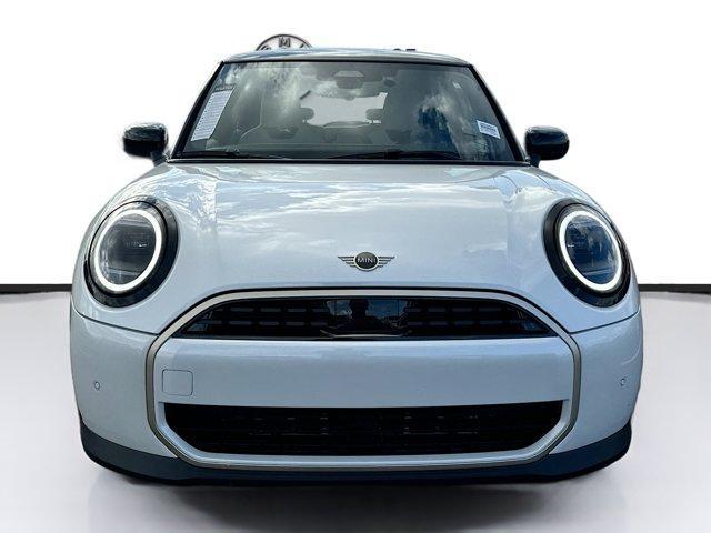 new 2025 MINI Hardtop car, priced at $31,781