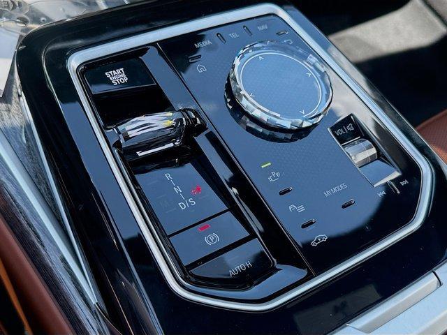 new 2025 BMW 760 car, priced at $122,140