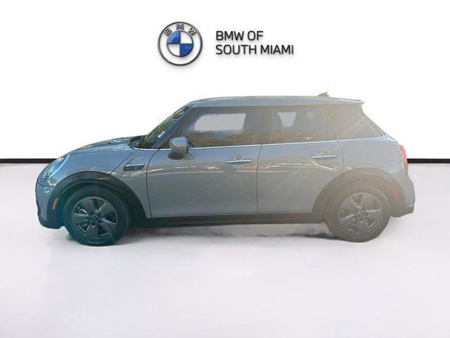 used 2022 MINI Hardtop car, priced at $23,500