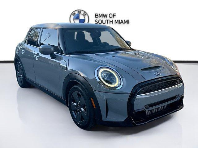 used 2022 MINI Hardtop car, priced at $23,750