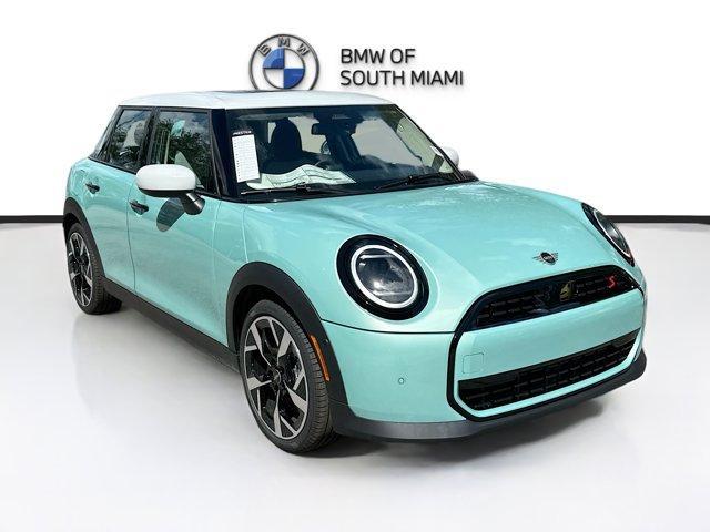 new 2025 MINI Hardtop car, priced at $37,180