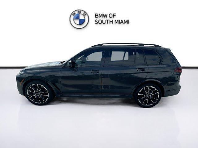 new 2025 BMW X7 car, priced at $113,108