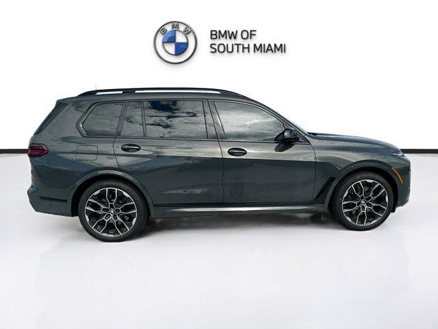 new 2025 BMW X7 car, priced at $113,108