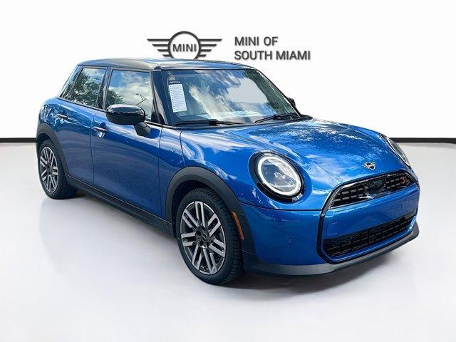 new 2025 MINI Hardtop car, priced at $35,501