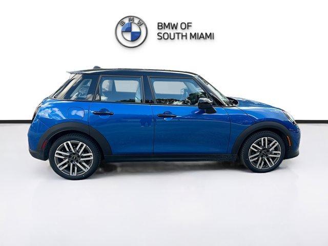 new 2025 MINI Hardtop car, priced at $36,980