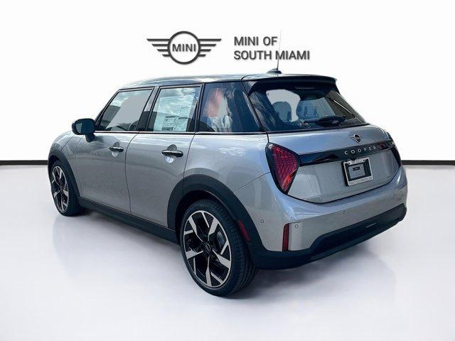 new 2025 MINI Hardtop car, priced at $35,405