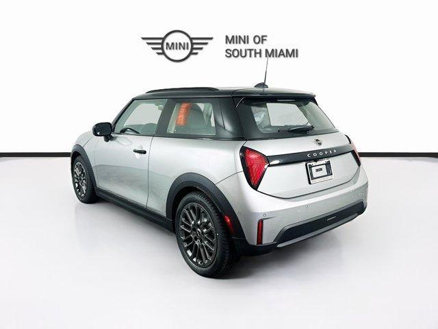 new 2025 MINI Hardtop car, priced at $32,381