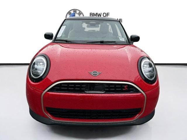 new 2025 MINI Hardtop car, priced at $34,171