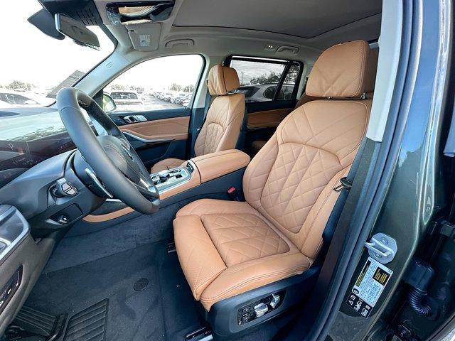 new 2026 BMW X7 car, priced at $95,853