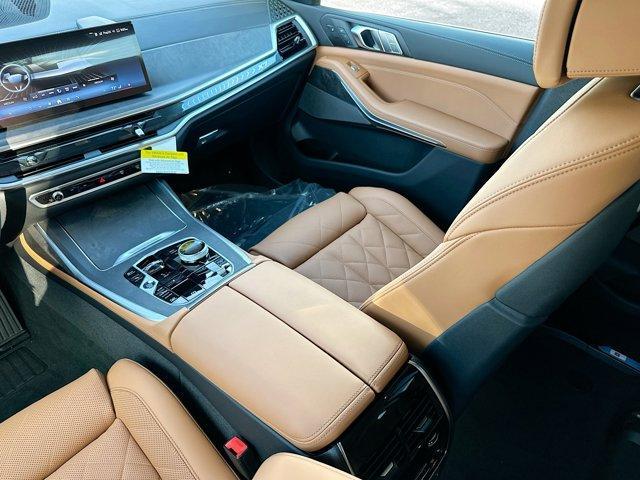 new 2026 BMW X7 car, priced at $95,853