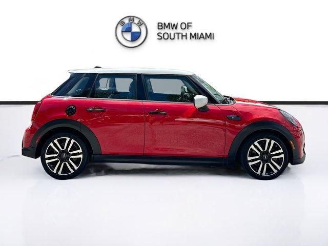 used 2023 MINI Hardtop car, priced at $26,000