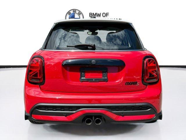 used 2023 MINI Hardtop car, priced at $26,000