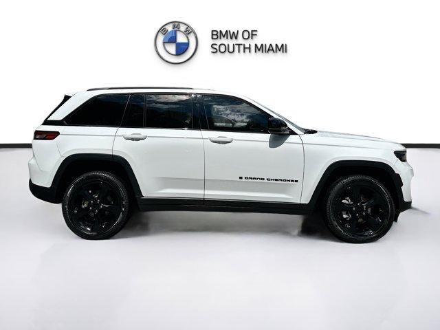 used 2024 Jeep Grand Cherokee car, priced at $31,500